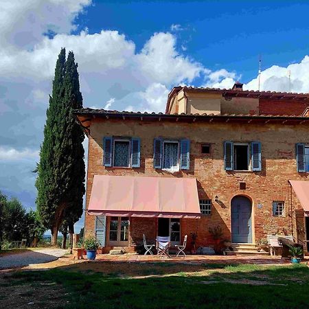 Casa Ezio Marchi - Due Appartamenti E Una Family Suite Bettolle Exterior foto